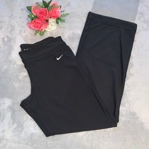 Nike Drifit black yoga pants size medium